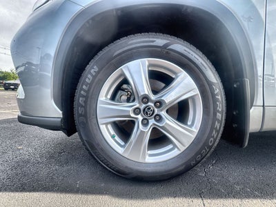 2023 Toyota Highlander Hybrid LE