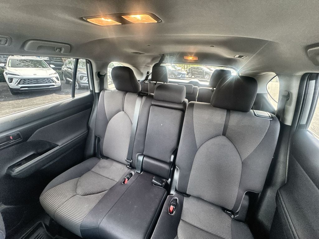 2023 Toyota Highlander Hybrid LE
