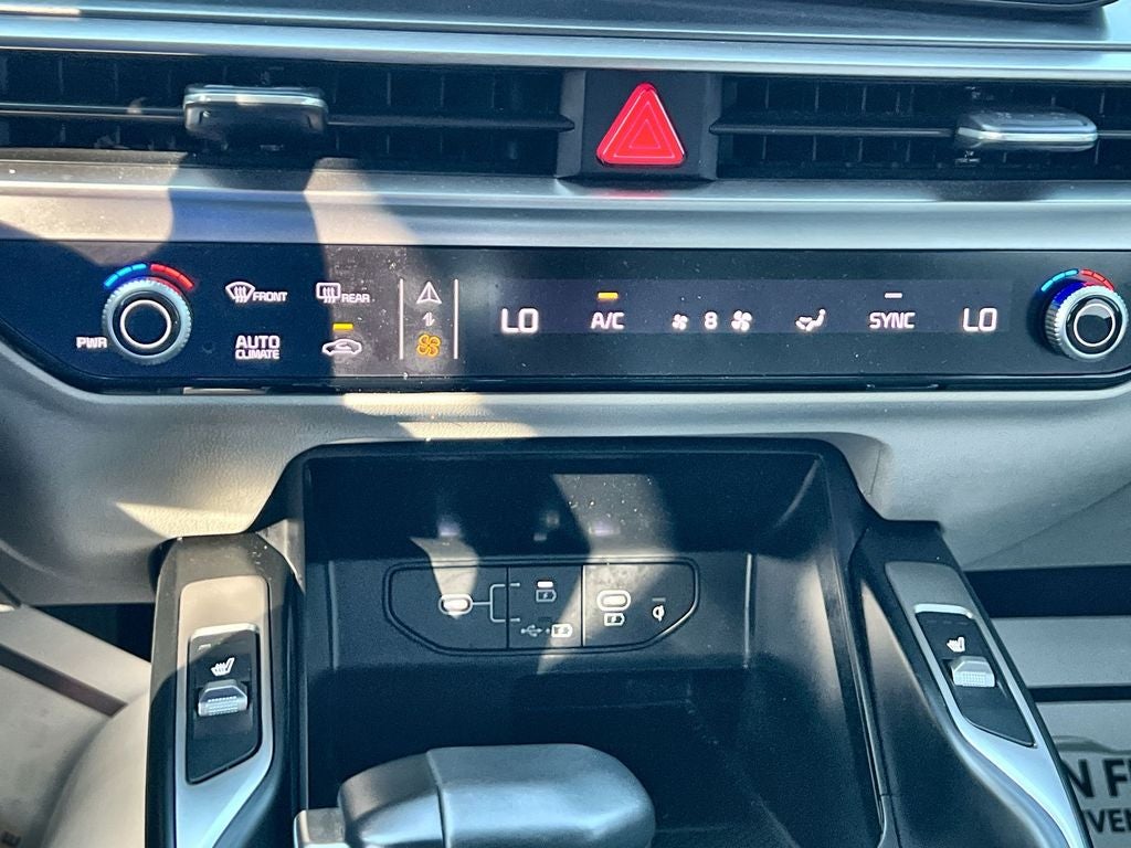 2024 Kia Sorento S