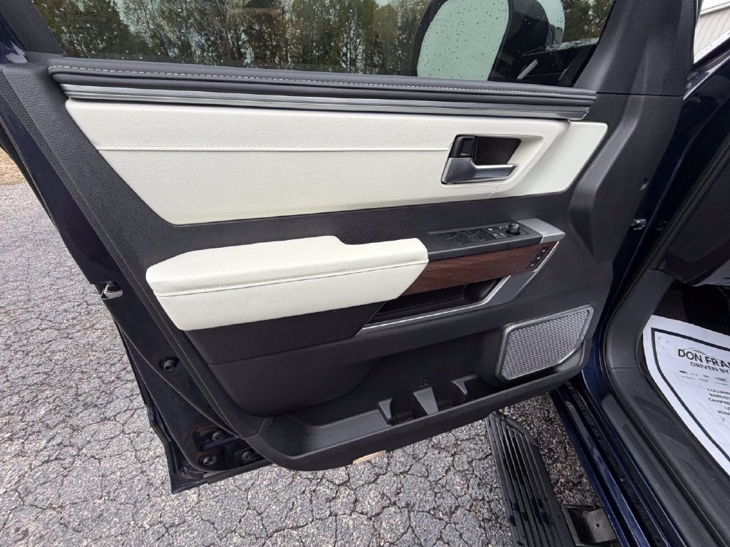 2024 Toyota Sequoia Capstone