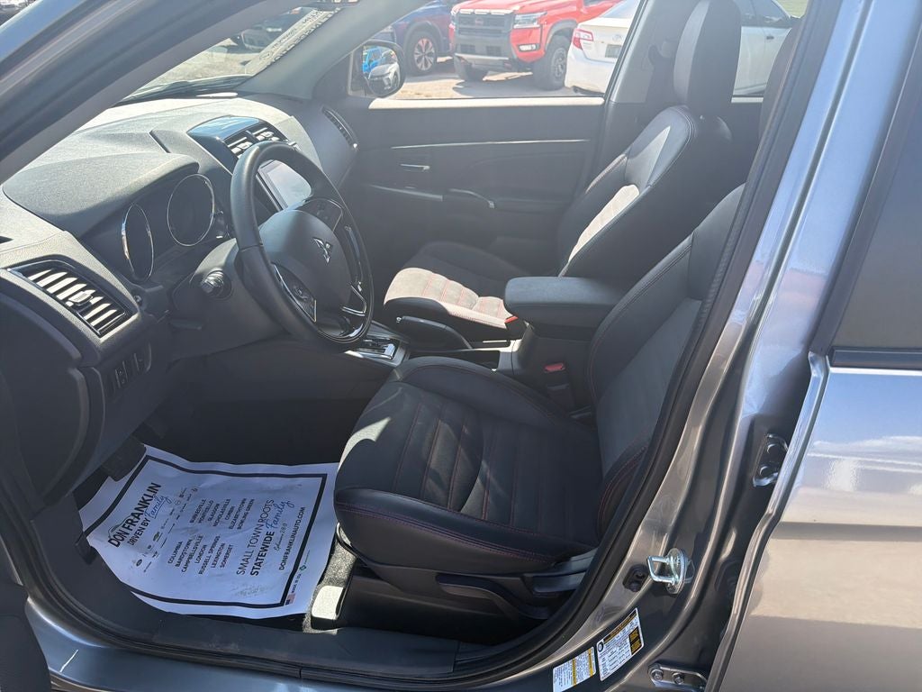 2025 Mitsubishi Outlander Sport 2.0 SE