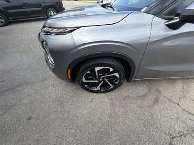 2023 Mitsubishi Outlander SEL
