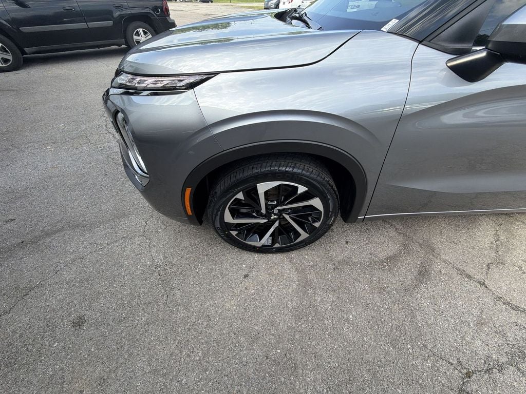 2023 Mitsubishi Outlander SEL