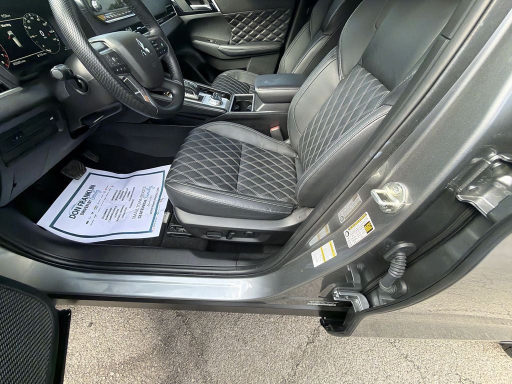 2023 Mitsubishi Outlander SEL