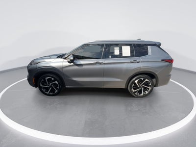 2023 Mitsubishi Outlander SEL