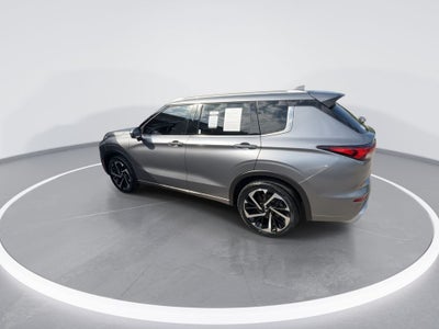 2023 Mitsubishi Outlander SEL