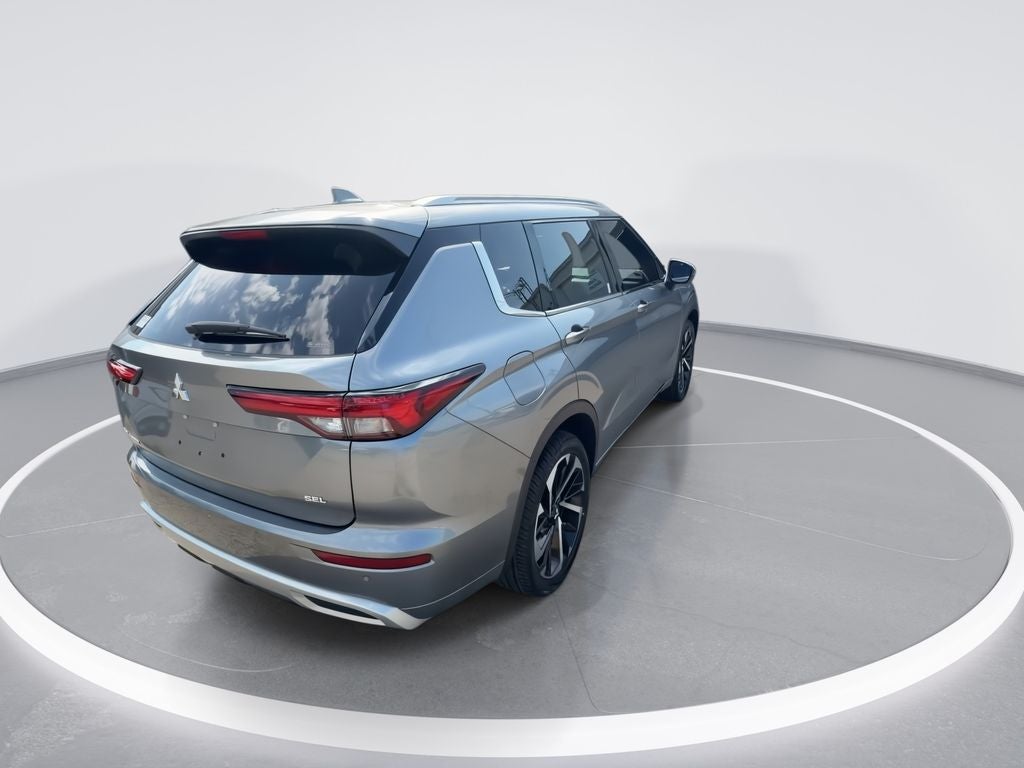 2023 Mitsubishi Outlander SEL