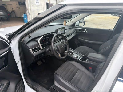 2025 Mitsubishi Outlander PHEV SE