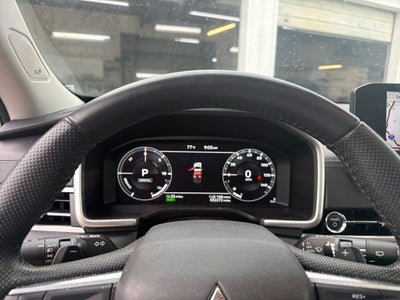2025 Mitsubishi Outlander PHEV SE