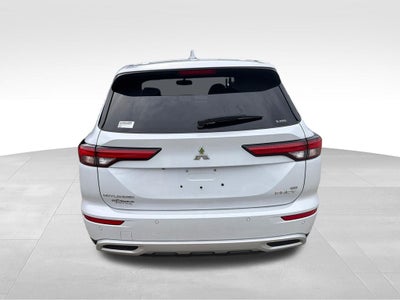 2025 Mitsubishi Outlander PHEV SE
