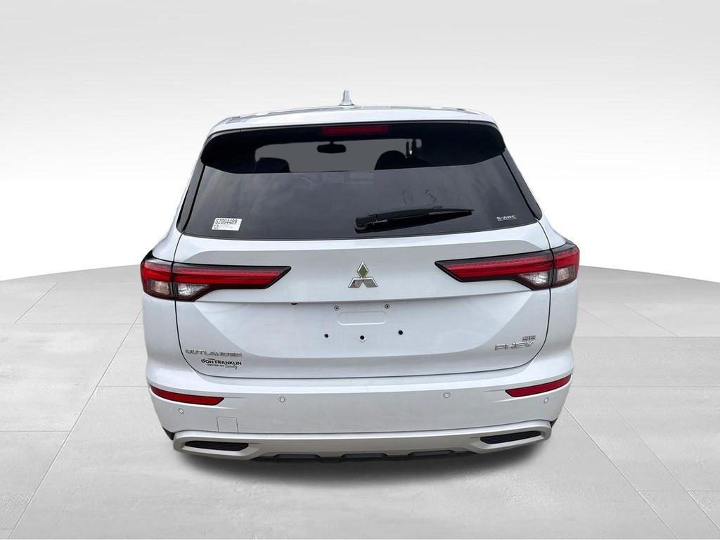2025 Mitsubishi Outlander PHEV SE