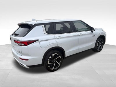 2025 Mitsubishi Outlander PHEV SE