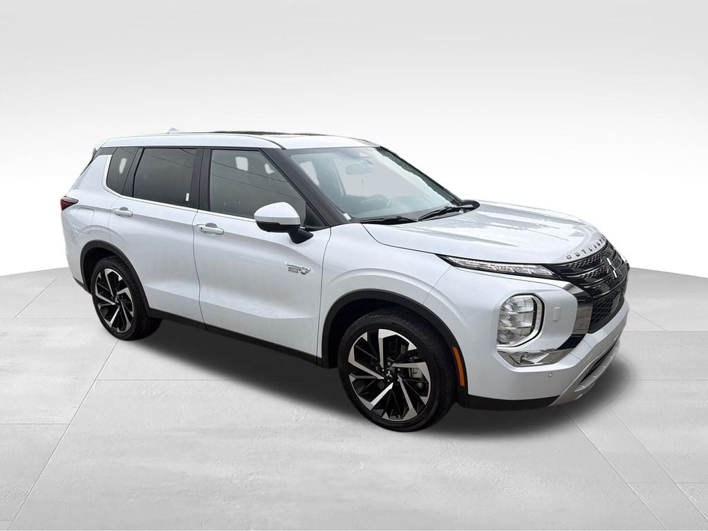 2025 Mitsubishi Outlander PHEV SE