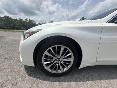 2023 INFINITI Q50 LUXE