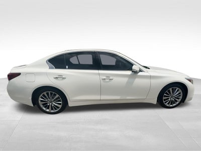 2023 INFINITI Q50 LUXE