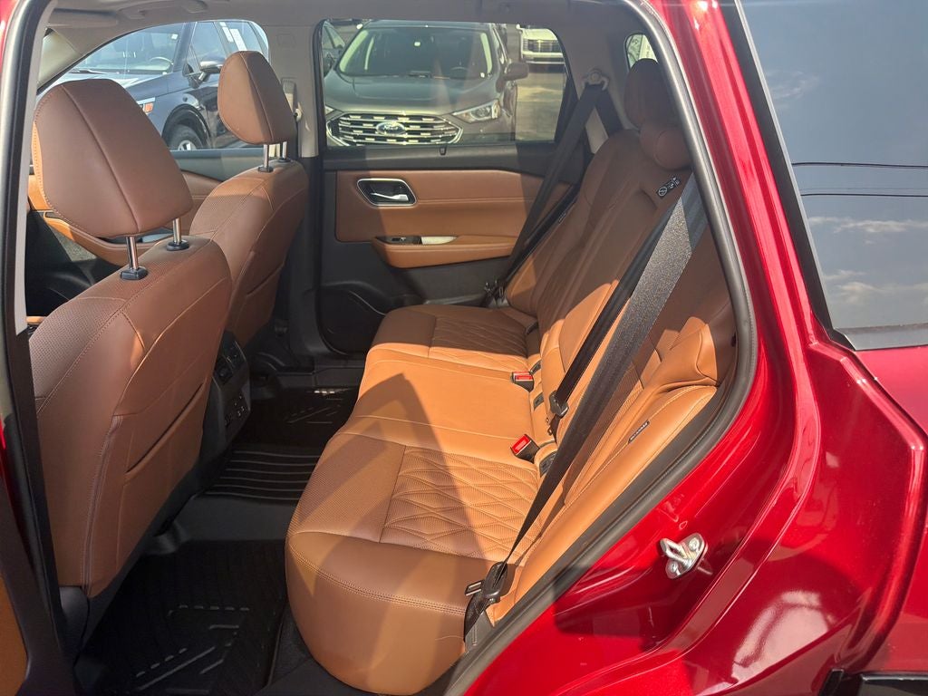 2025 Nissan Rogue Platinum