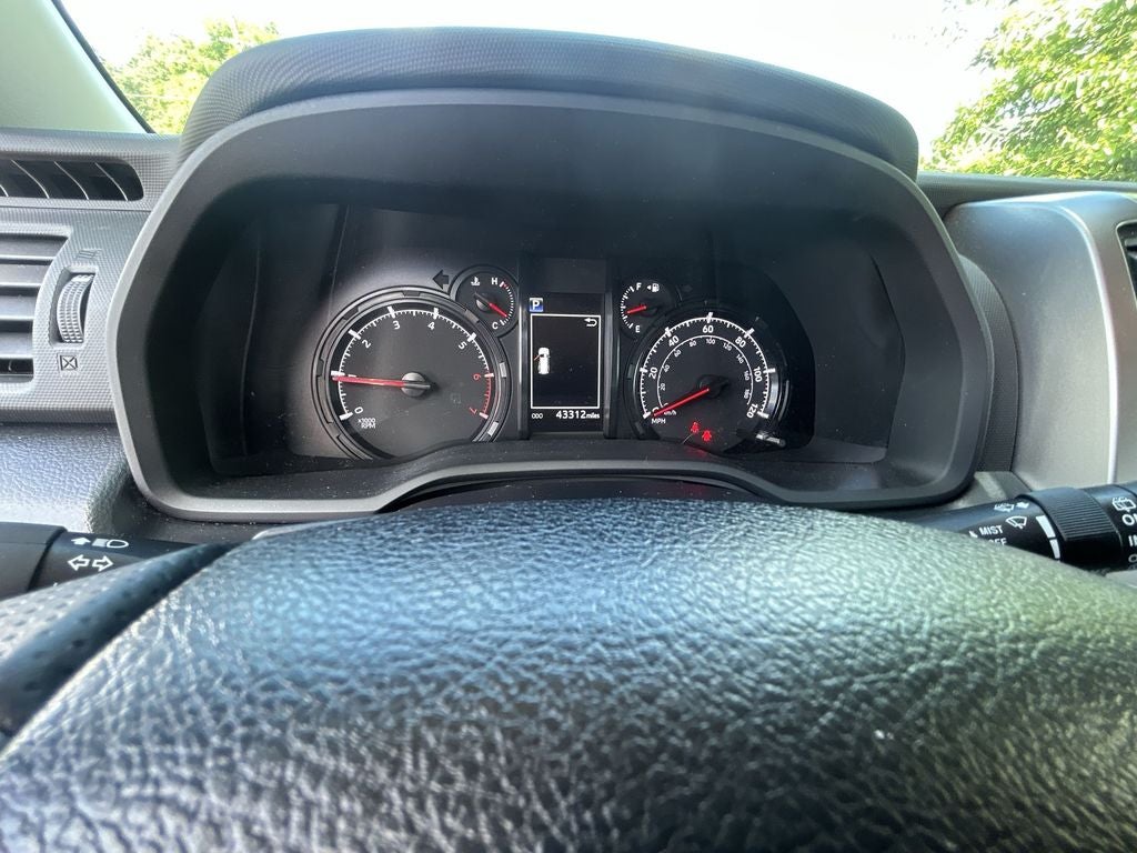 2023 Toyota 4Runner SR5