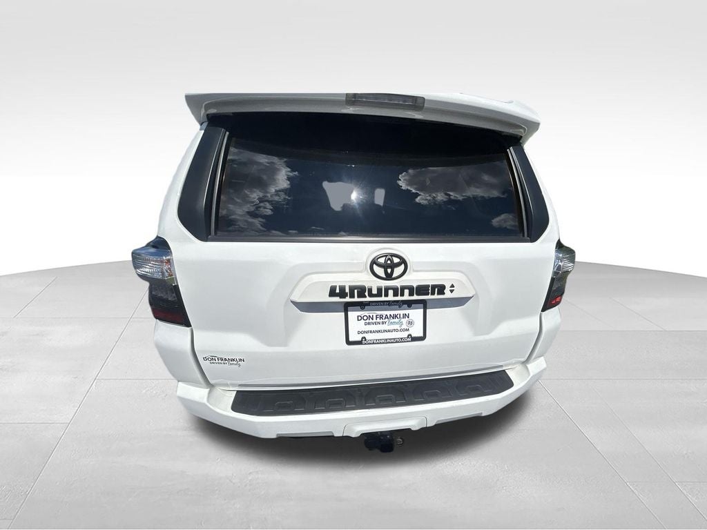 2023 Toyota 4Runner SR5