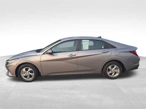 2023 Hyundai Elantra SE