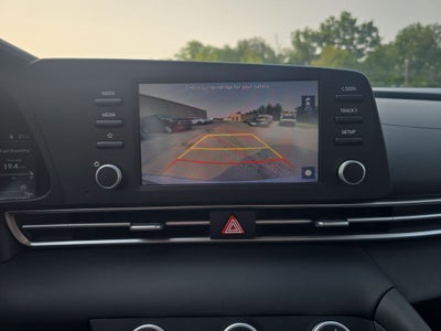 2023 Hyundai Elantra SE