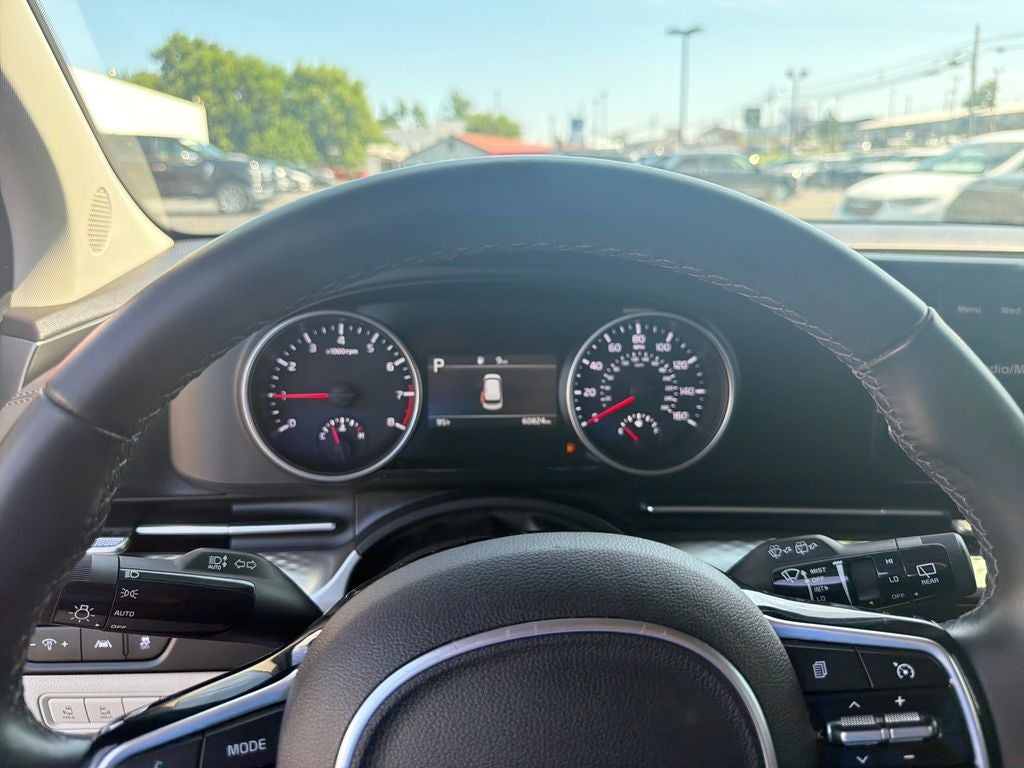2024 Kia Carnival LX