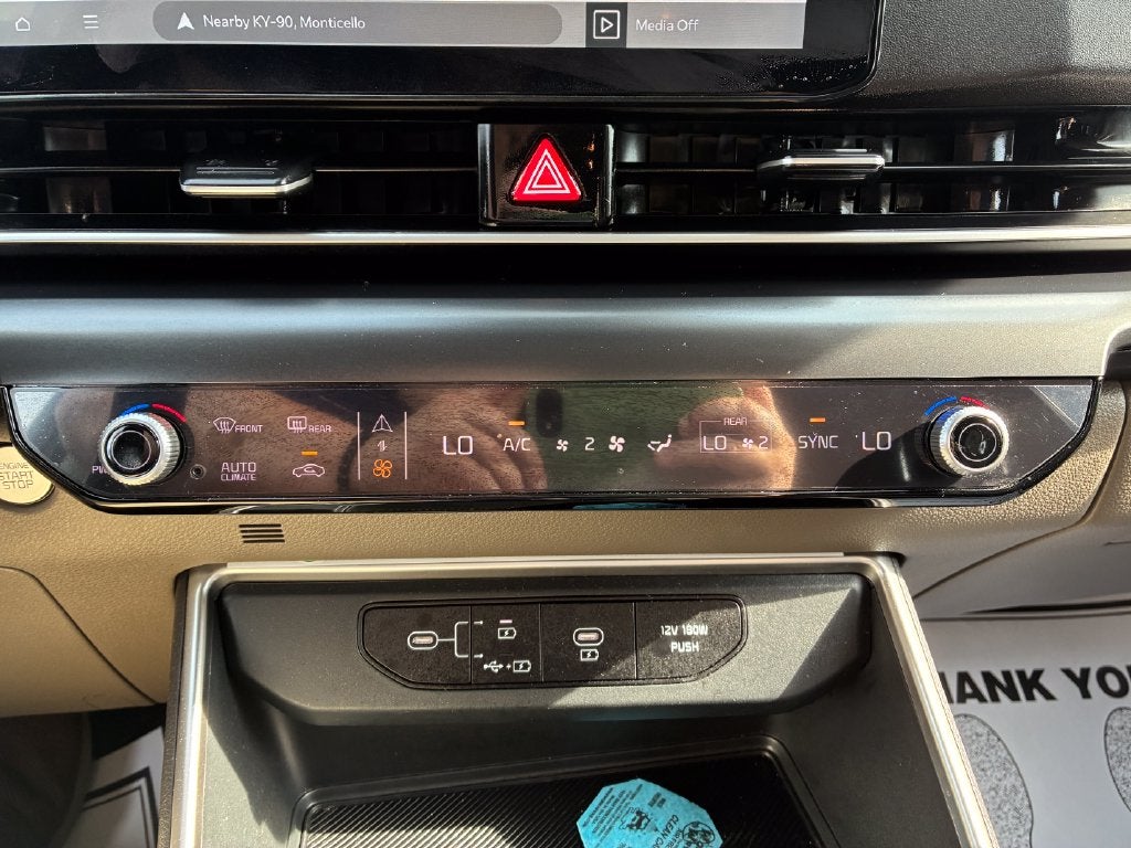 2026 Kia Carnival LXS