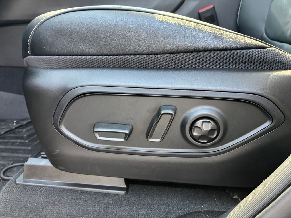 2026 Jeep Grand Cherokee L Limited Reserve