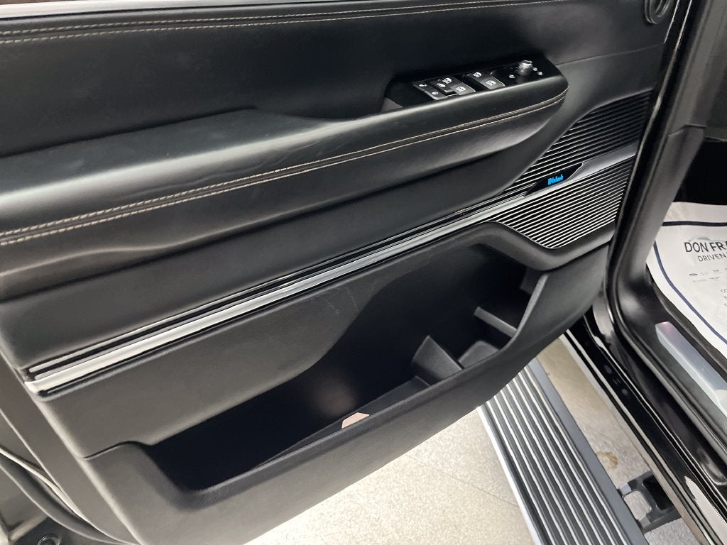 2024 Jeep Grand Wagoneer L Base