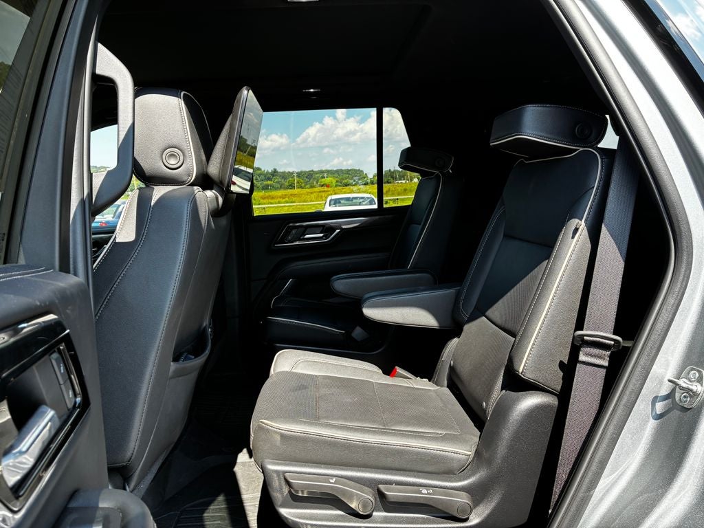 2025 GMC Yukon Elevation