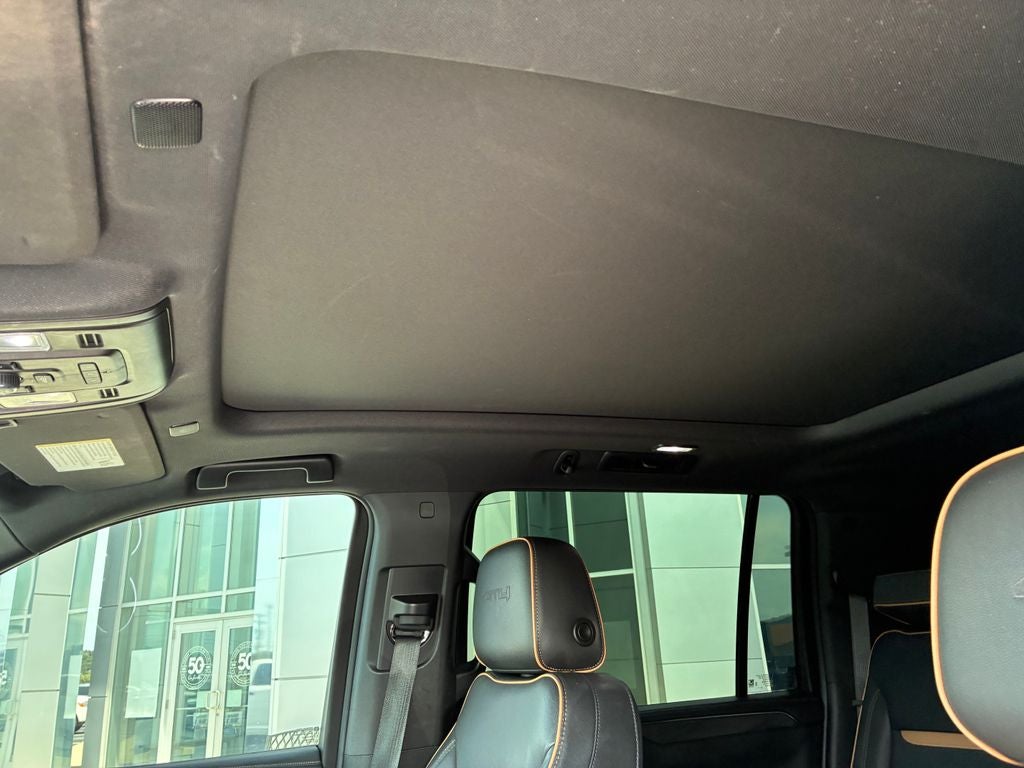2023 GMC Yukon XL AT4