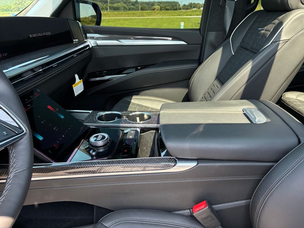 2025 Cadillac Escalade V-Series