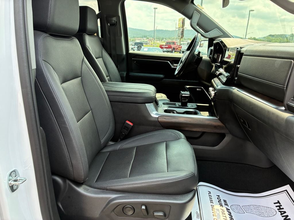 2023 GMC Sierra 1500 SLT