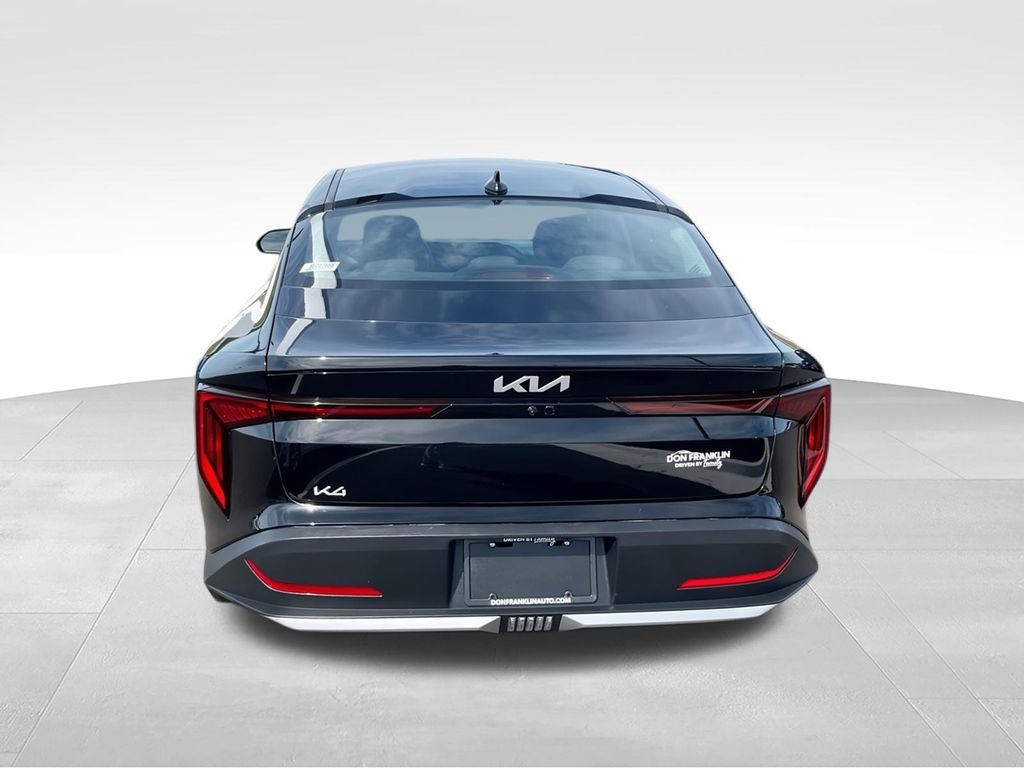 2025 Kia K4 LXS