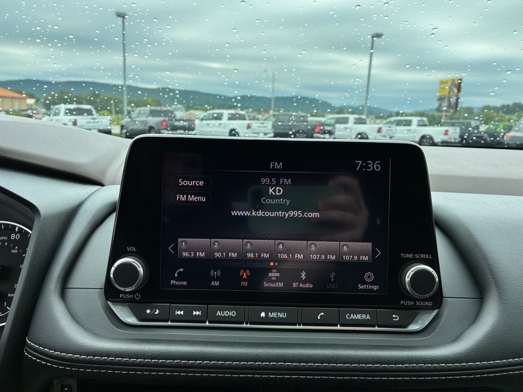 2022 Nissan Rogue SL