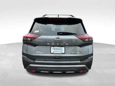 2022 Nissan Rogue SL