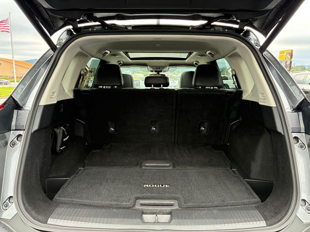 2022 Nissan Rogue SL