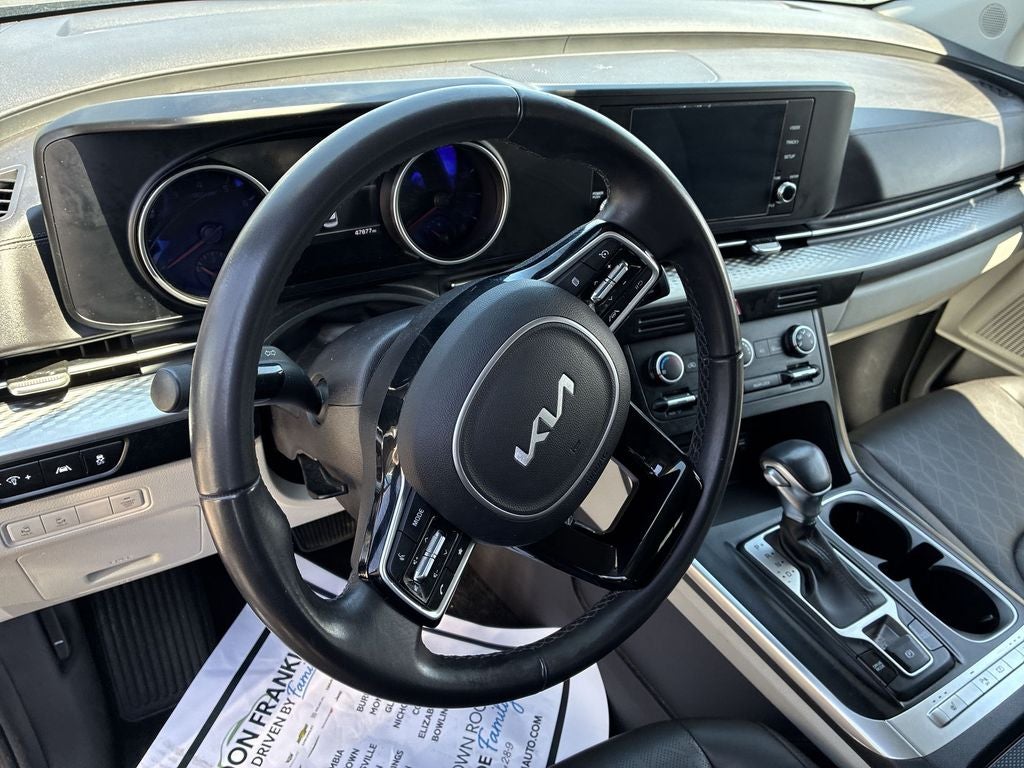 2024 Kia Carnival LX