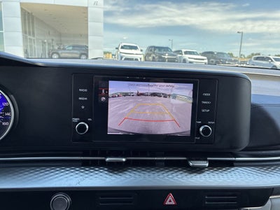 2024 Kia Carnival LX