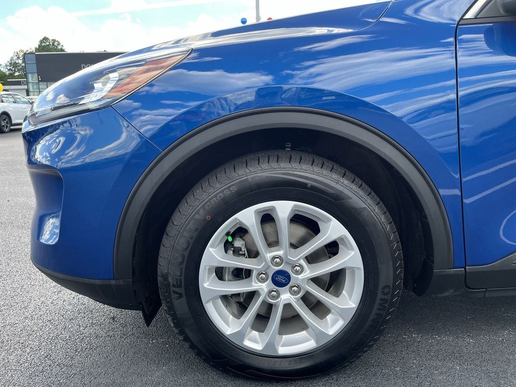 2022 Ford Escape Hybrid SE