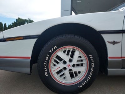 1984 Pontiac Fiero SE
