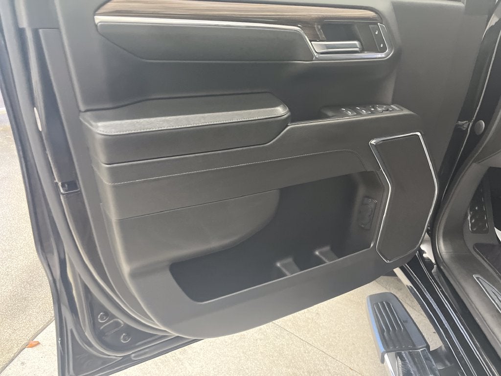 2024 Chevrolet Silverado 1500 LT LT1