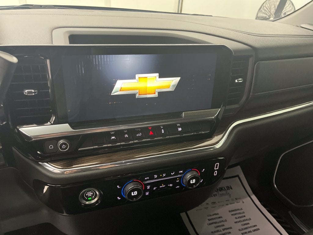 2024 Chevrolet Silverado 1500 LT LT1