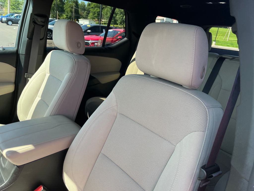 2023 Chevrolet Traverse LS