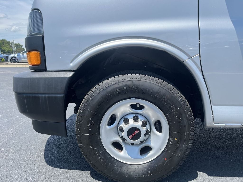 2023 GMC Savana 2500 Work Van