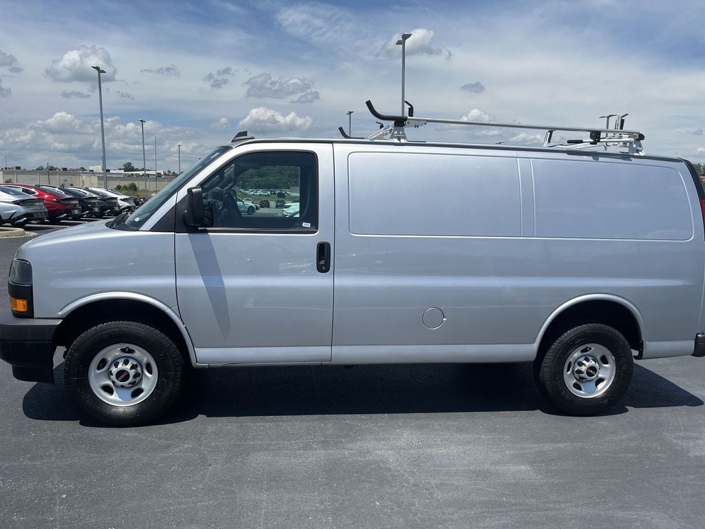 2023 GMC Savana 2500 Work Van