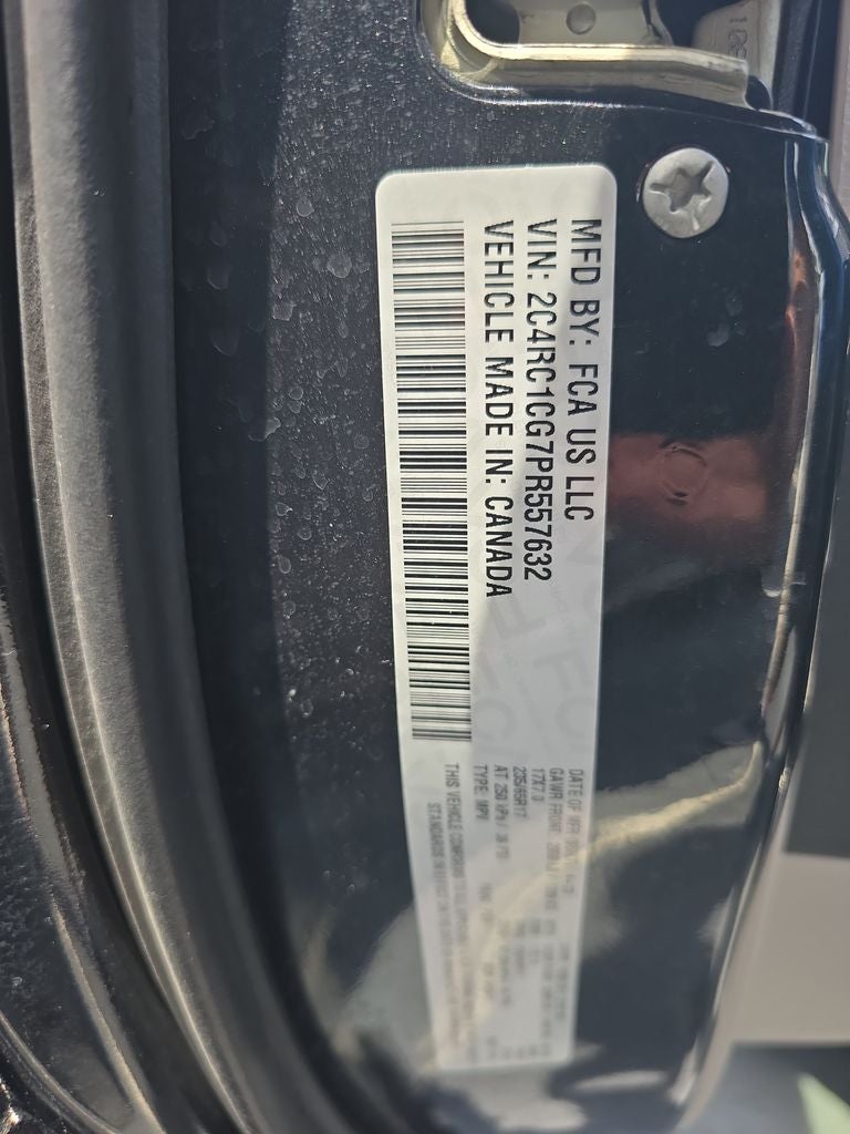 2023 Chrysler Voyager LX