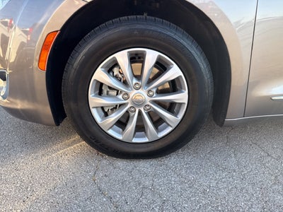 2018 Chrysler Pacifica Touring L Plus