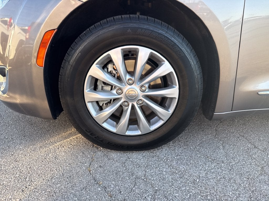 2018 Chrysler Pacifica Touring L Plus