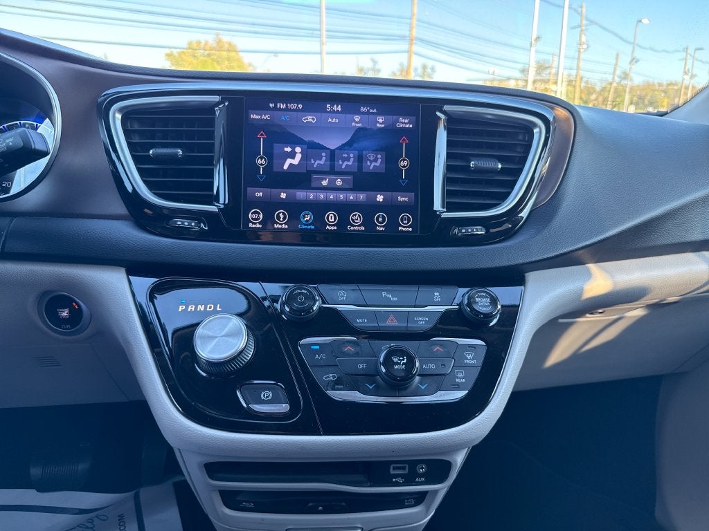 2018 Chrysler Pacifica Touring L Plus