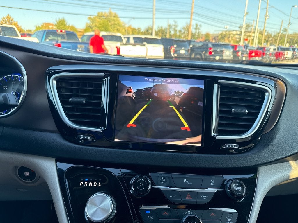 2018 Chrysler Pacifica Touring L Plus